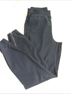 Lululemon Adapted State High-Rise Jogger | LW5CVMS | size 4, black | OVA logo